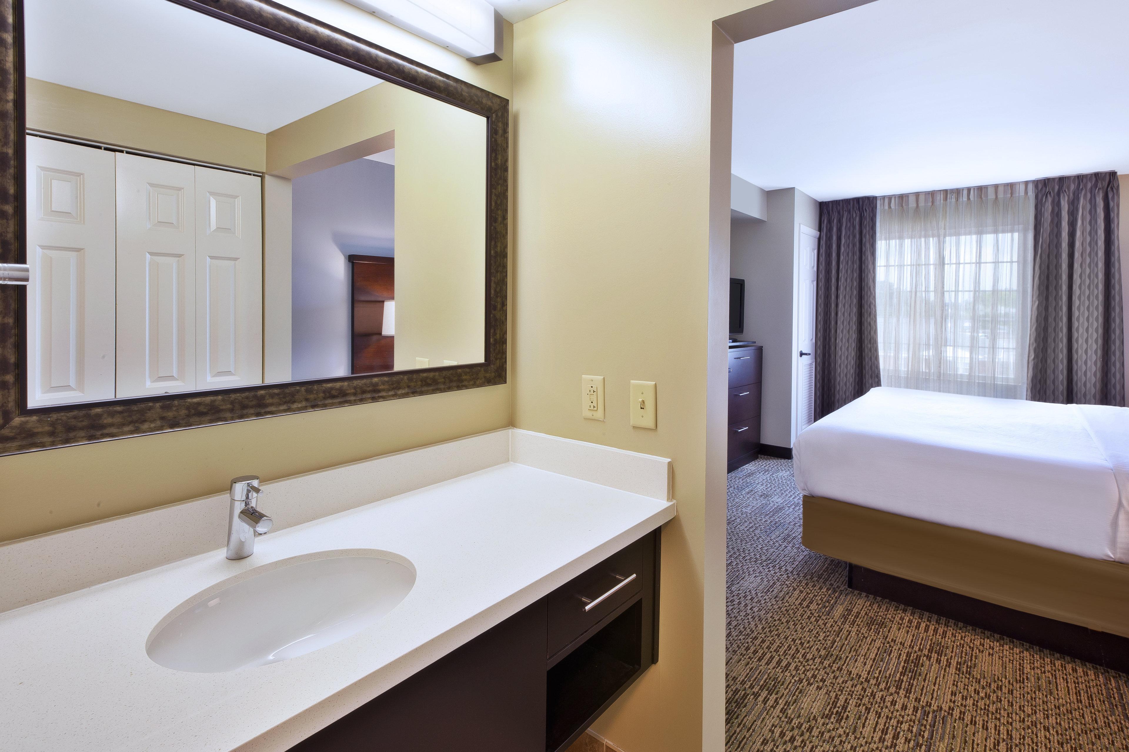 Hotel Staybridge Cleveland Beachwood By Ihg