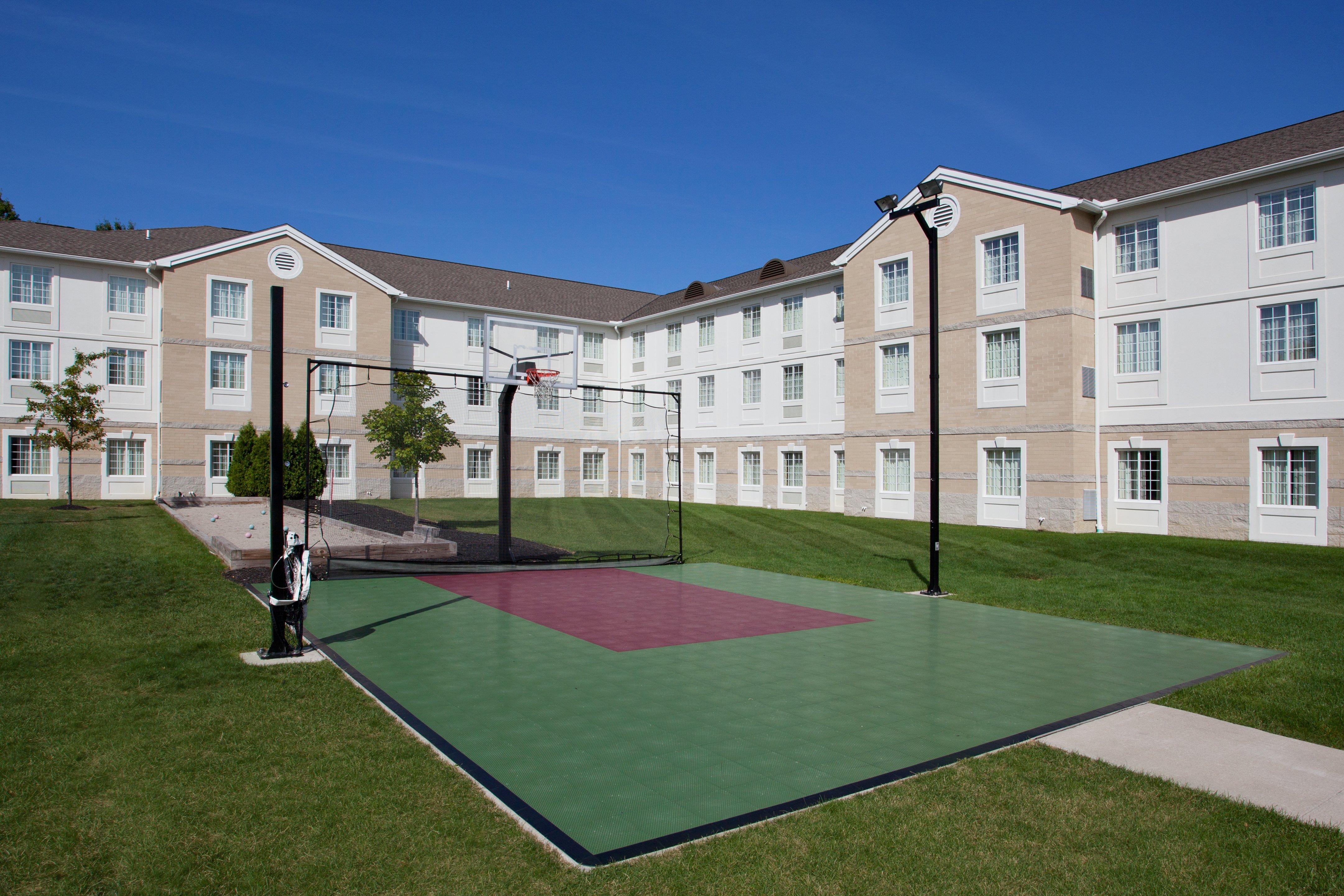 Staybridge Cleveland Beachwood By Ihg Hotel 3*